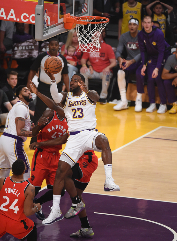 牌面对多名 牌面对多名